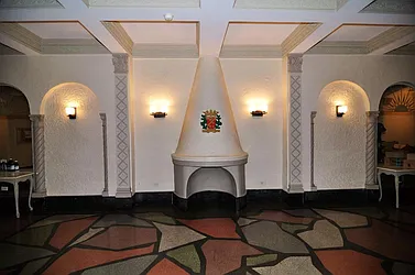 Rented by CENTURY 21 Sunny Gardens Realty, Inc.