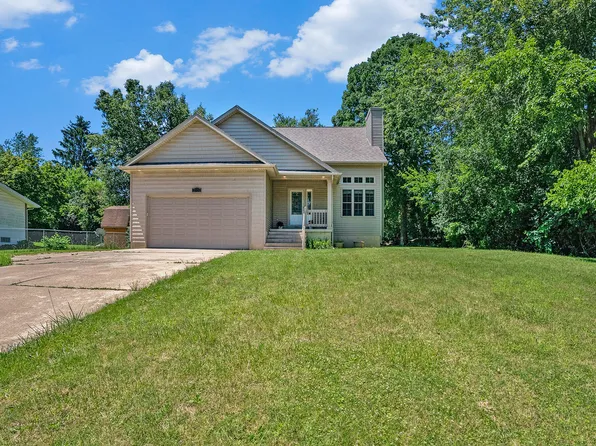 2524 Tricia Dr, Jackson, MI 49201