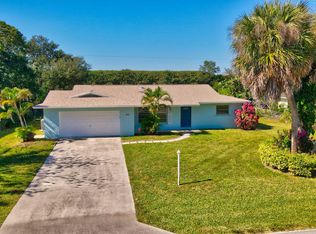 194 Akron Rd, Lake Worth, FL 33467