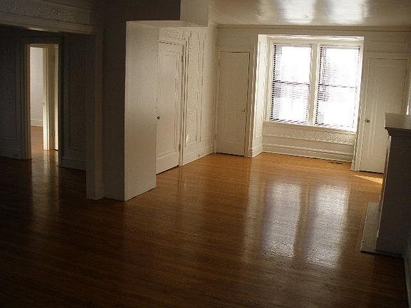 5th image of 5502 Delmar Blvd APT 1W