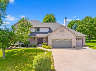 11207 N Daniel Ct, Dunlap, IL 61525