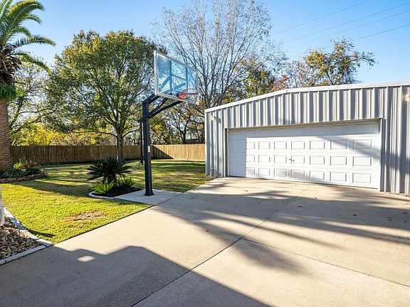 4th image of 3407 Kathleen Dr