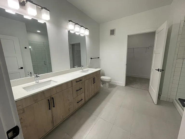 The Argos Apartments on The Beltline — Photo 168