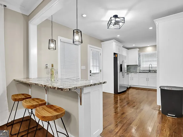 5963 McKinley St — Photo 4