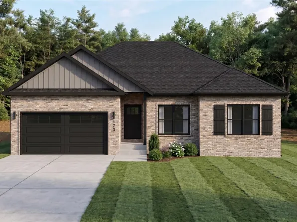 44 Berkshire Dr, Bella Vista, AR 72714