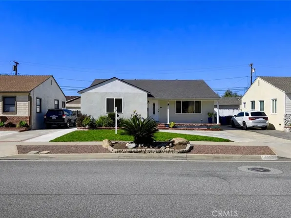 4151 Los Coyotes Diagonal, Lakewood, CA 90713