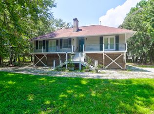 10056 Alert Rd, Mc Clellanville, SC 29458