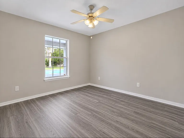14581 Harewood Ct — Photo 13