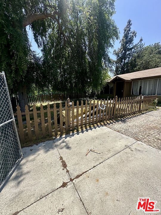 2nd image of 6325 Klump Ave