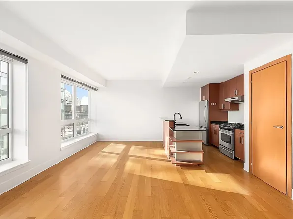 440 Kent Ave APT 9C, Brooklyn, NY 11249