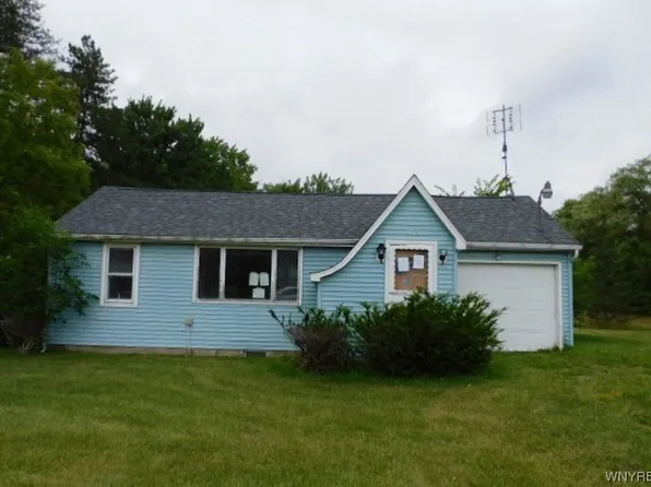 175 Genesee St, Corfu, NY 14036