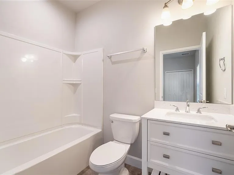 622 NW 3rd Ave #5 — Photo 19