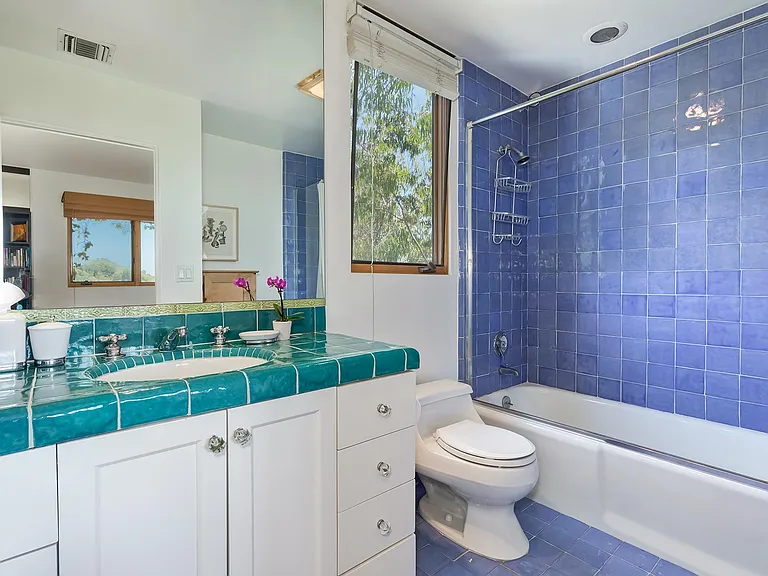 1414 Summitridge Dr — Photo 5