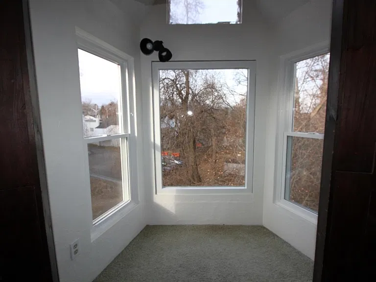 16 Middlesex St #11 — Photo 7