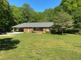 430 Long Shoals Rd, Bessemer City, NC 28016