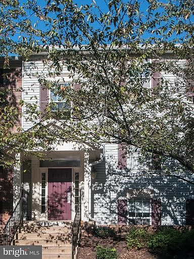 1st image of 12104 Green Leaf Ct APT 102