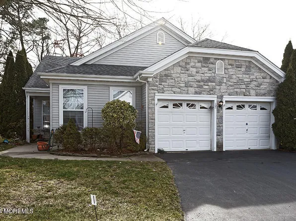 105 Robin Lane, Barnegat, NJ 08005