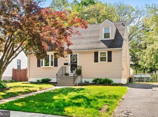 241 Fenwood Ave, Hamilton, NJ 08619