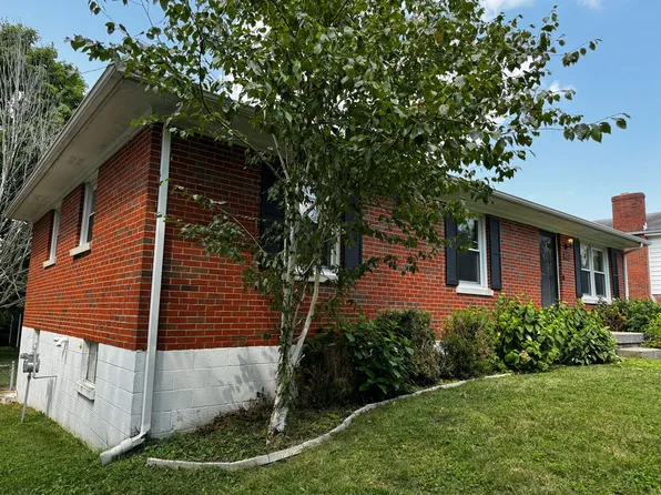 407 Hickory Hill Dr, Nicholasville, KY 40356