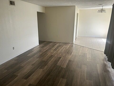 3rd image of 4016 Versailles Dr #4016
