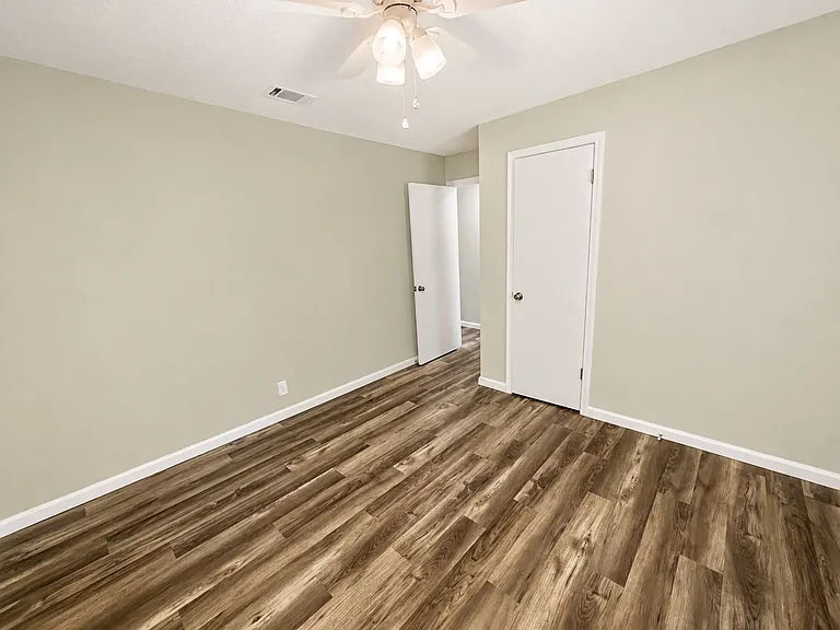 125 Borrell Blvd — Photo 9