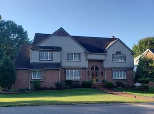 4644 Woods Tower Dr, Newburgh, IN 47630