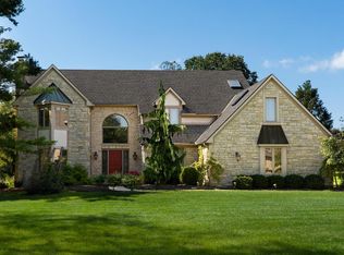 411 Cardinal Hill Ln, Powell, OH