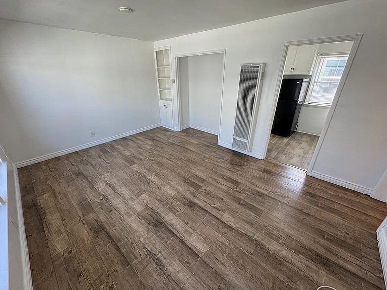 5279 E The Toledo #7 — Photo 2