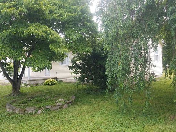 2nd image of 450 Norwich Ave