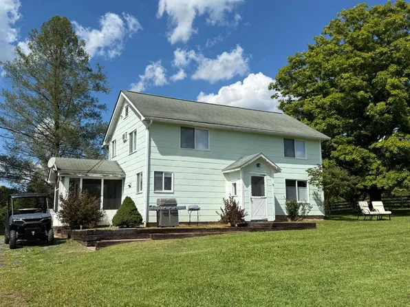 56 Pond Ln, Milford, NJ 08848