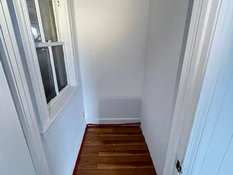 21-23 Fulton St #3 — Photo 2
