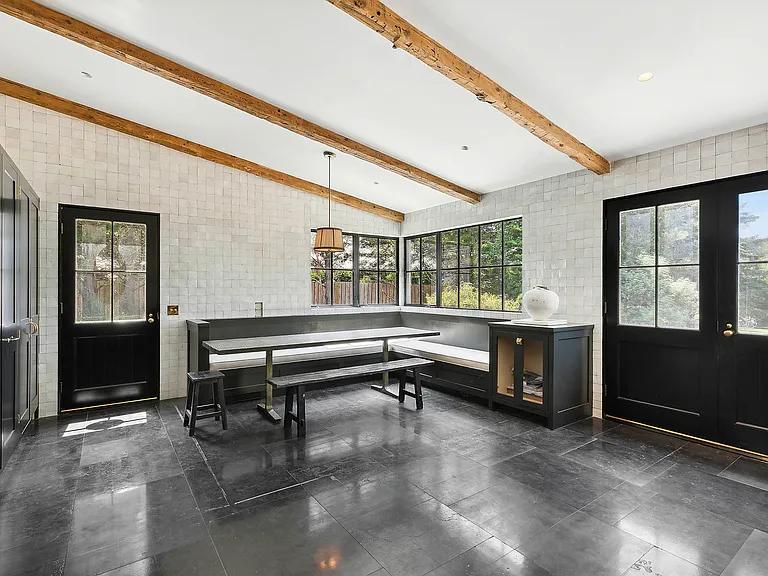 8 Dennistown Dr — Photo 12