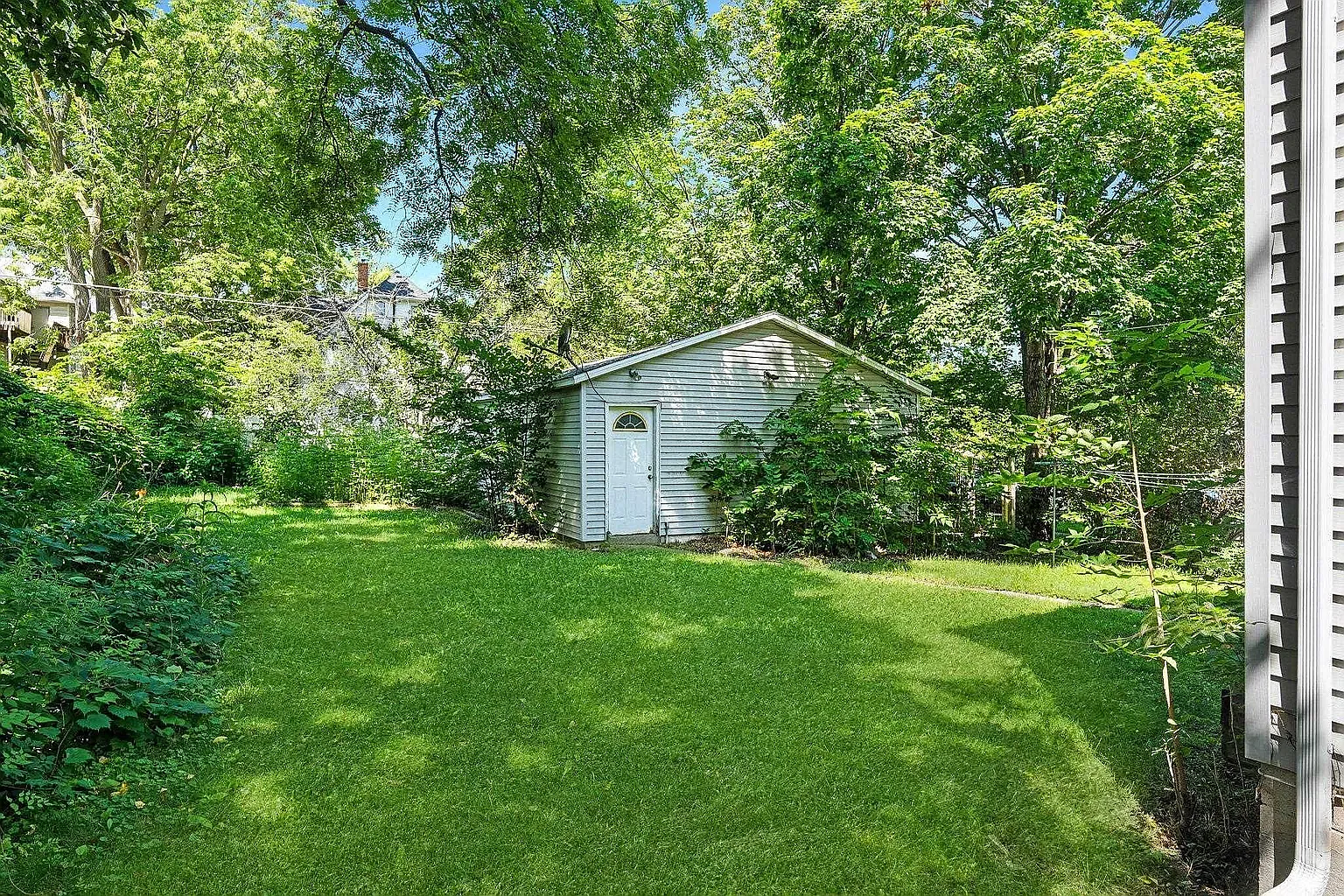 5 bed, 1847 sqft, $1,700 — Photo 4