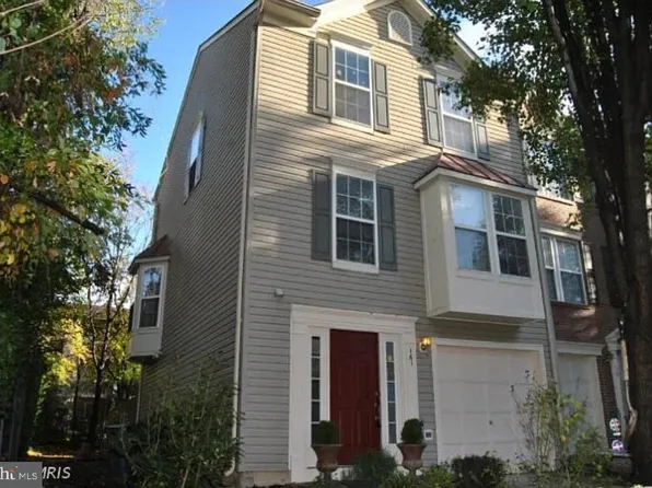161 Ingle Pl, Alexandria, VA 22304