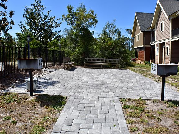 5th image of 3906 Magnolia Bluff Ln