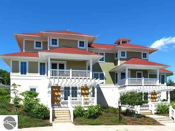 716 Mountaintop Cir Unit 12175-716, Thompsonville, MI 49683