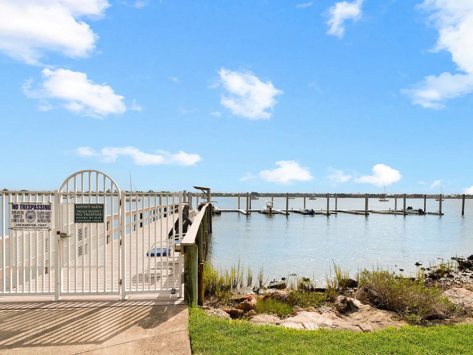 2 bed, 1178 sqft, $2,400 — Photo 4