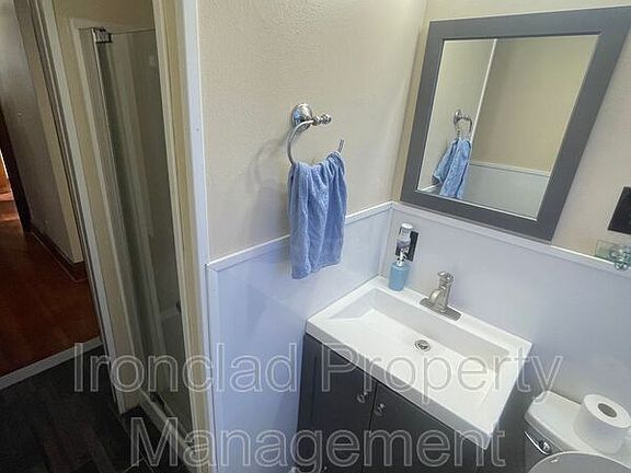 5th image of 47 Bingham St Unit 49