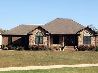 365 Fleeman Cir, Lawrenceburg, TN 38464