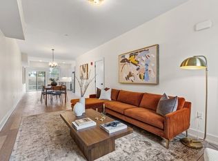 100 Albion Rd #404, Bedford, MA 01730