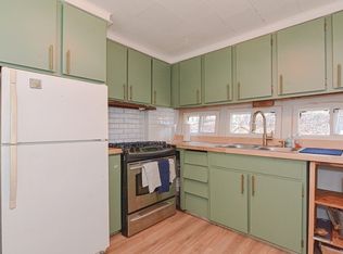 12 Old Warren Rd, West Brookfield, MA 01585