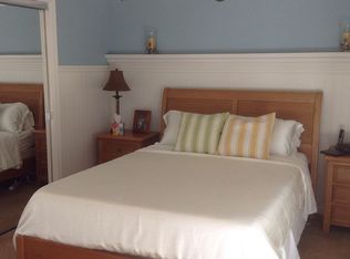 910 Arden Dr, Encinitas, CA 92024