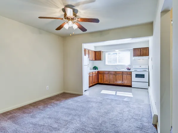 Franklin Arms, 161 Franklin Corner Rd #C07, Lawrence Township, NJ 08648