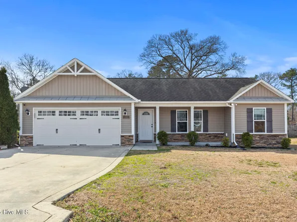 226 Long Neck Drive, Richlands, NC 28574