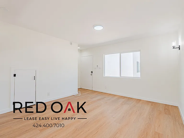 1540 W 145th St #14 — Photo 7
