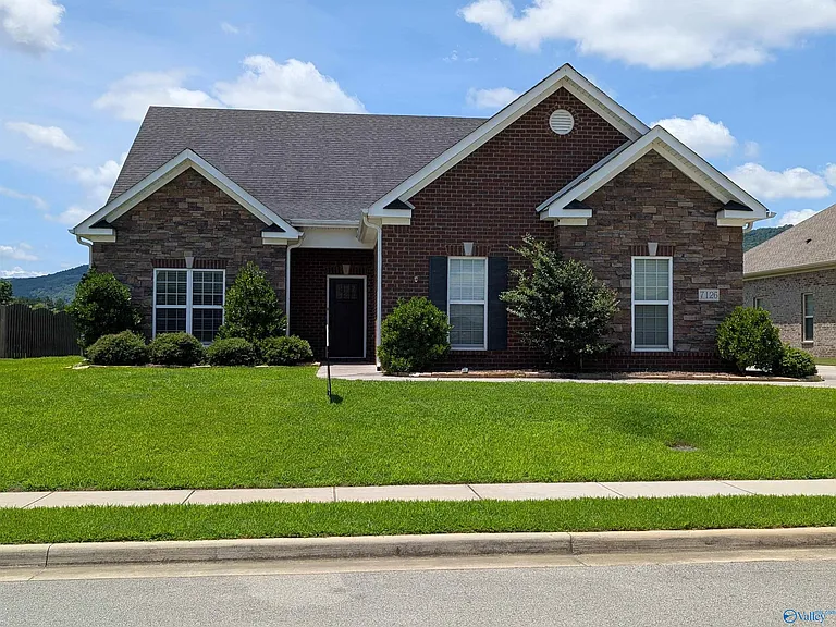 7126 Weeping Willow Dr — Photo 1