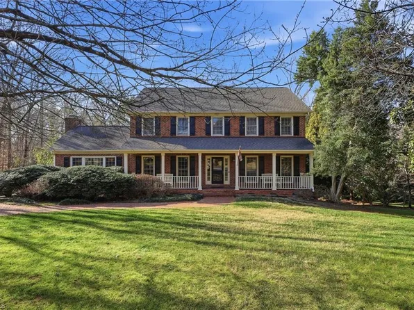 5307 Century Oaks Dr, Greensboro, NC 27455