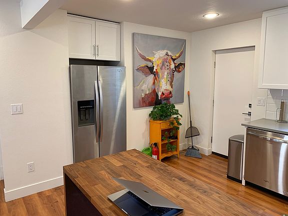 4th image of 3129 N Saint Paul St
