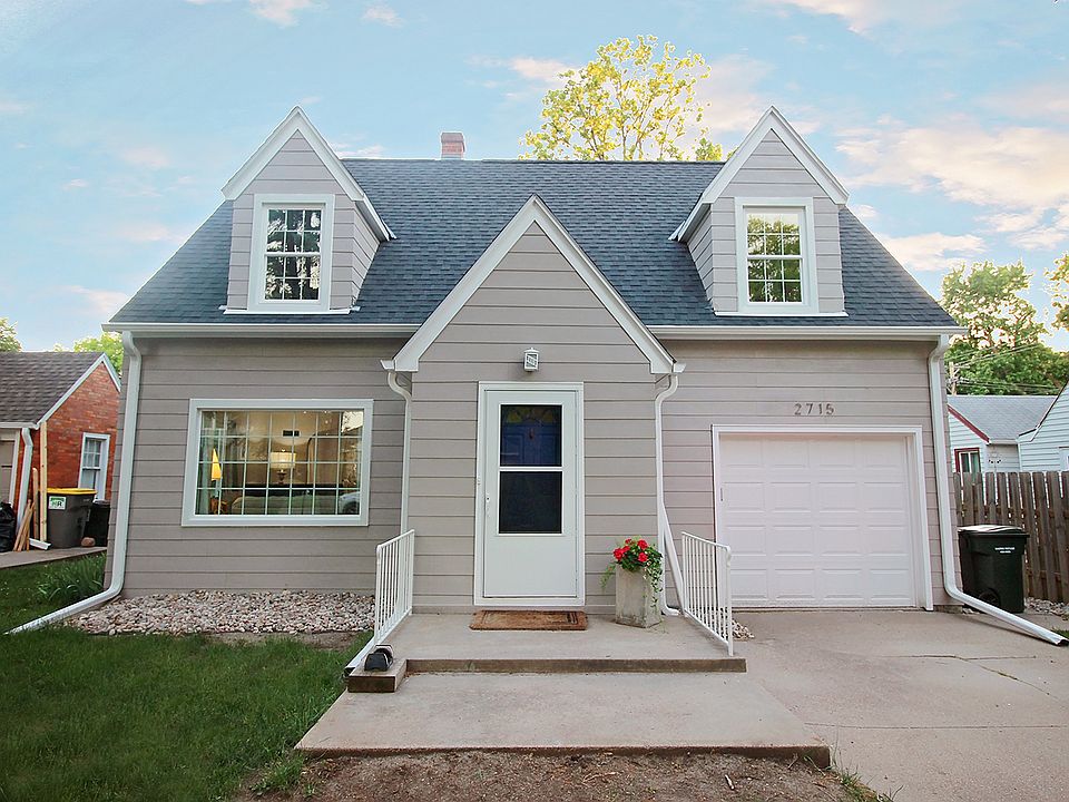 1st image of 2715 S 35th St