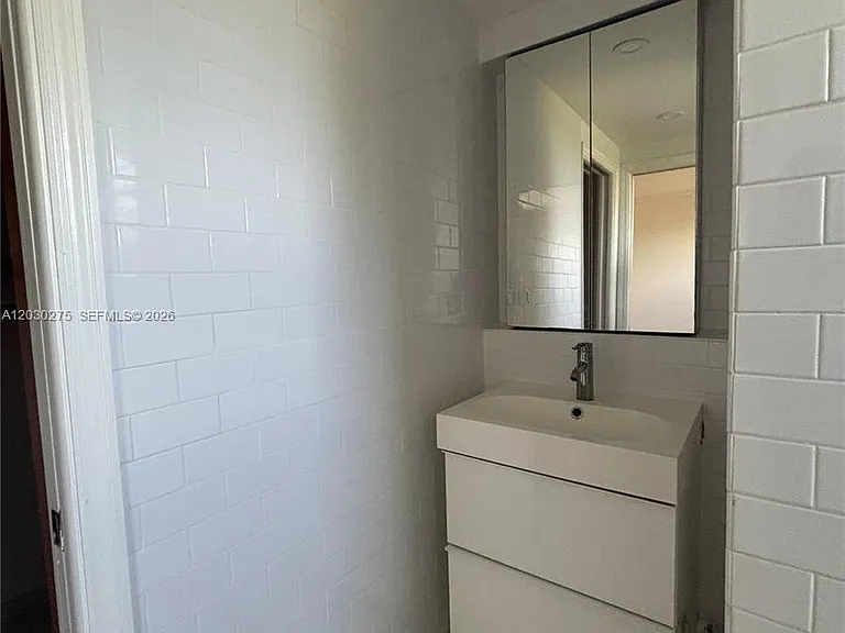 555 Crandon Blvd #43 — Photo 18